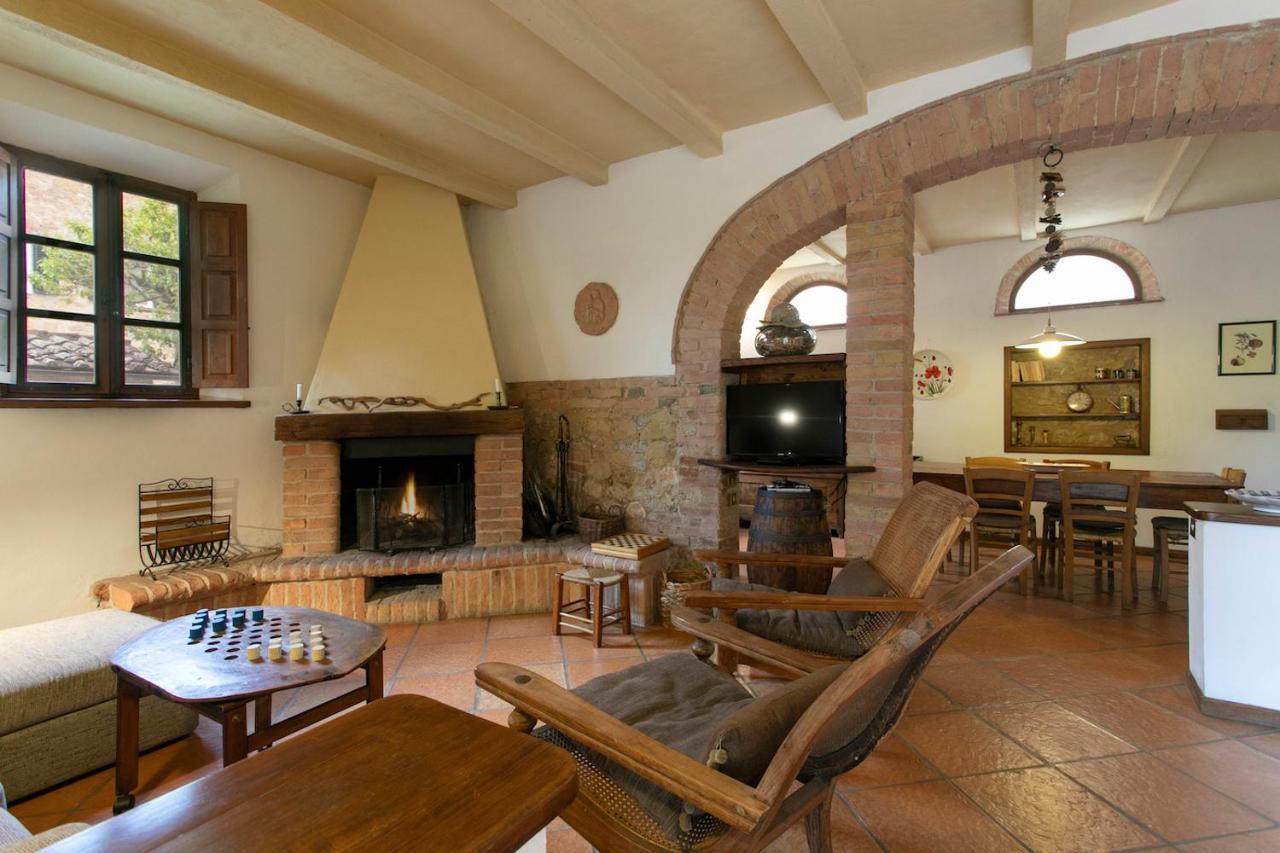 סוביצ'ילה Agriturismo Poggio Salvi מראה חיצוני תמונה