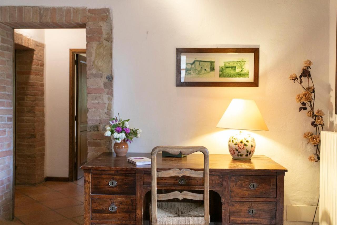סוביצ'ילה Agriturismo Poggio Salvi מראה חיצוני תמונה