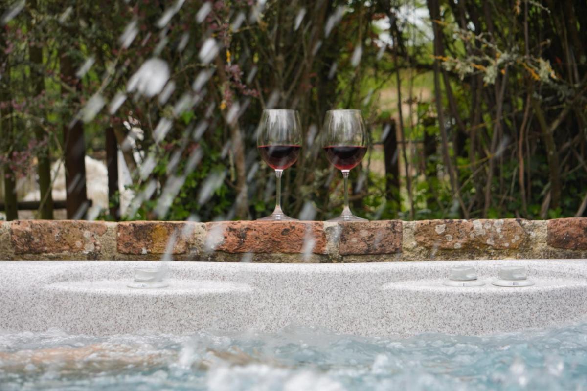 סוביצ'ילה Agriturismo Poggio Salvi מראה חיצוני תמונה