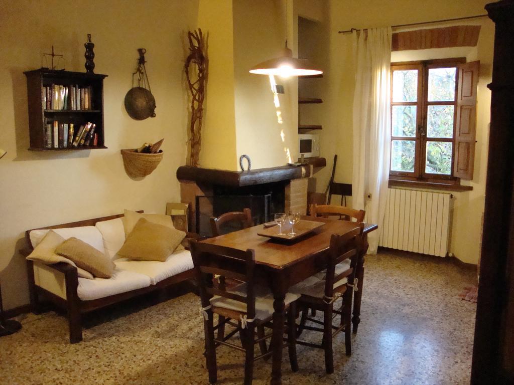 סוביצ'ילה Agriturismo Poggio Salvi חדר תמונה